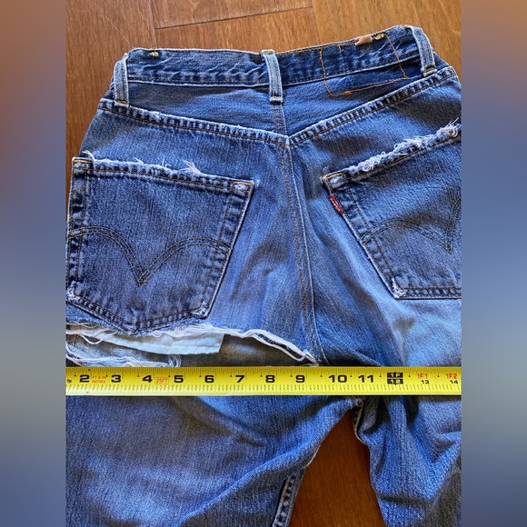 Vintage Levi’s button up heavily worn out 24 waist  cropped fit cheeky! - Picture 8 of 13